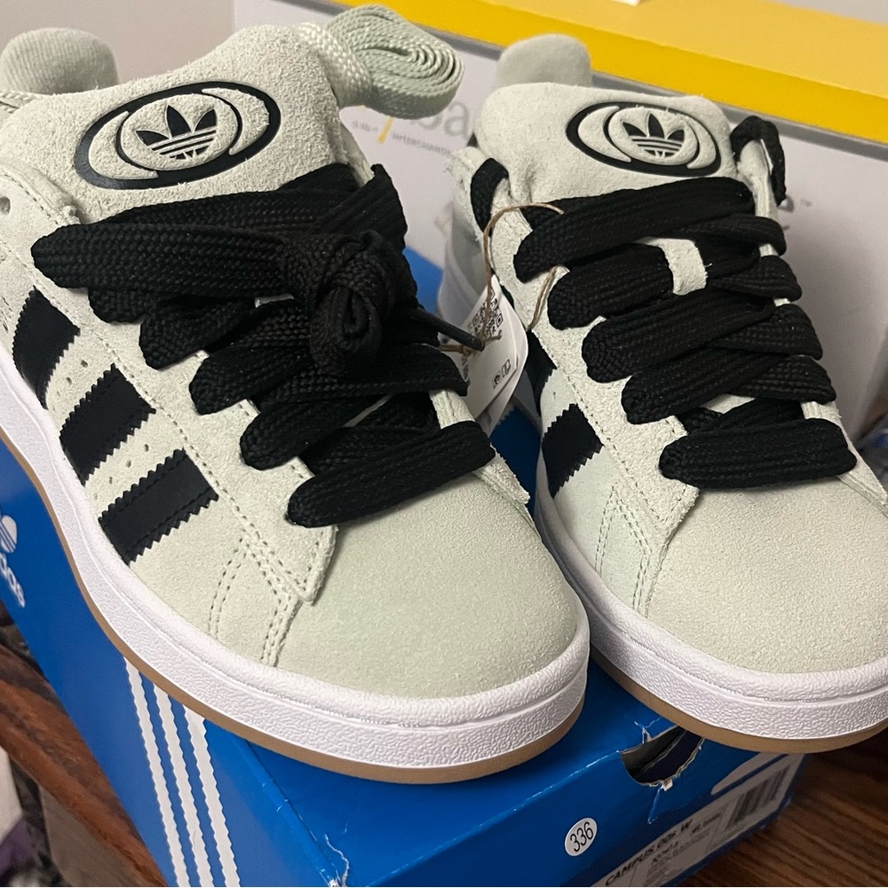 Adidas Campus 00s Linen green and Black Sneakers w/gum bottoms